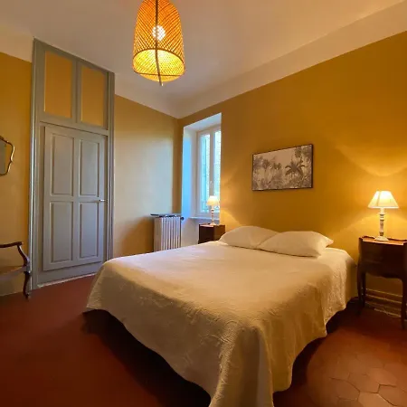 Domaine De Salabert Bed & Breakfast *