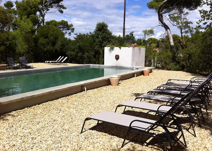 Domaine De Salabert
